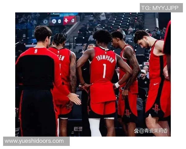 勇士与火箭季后赛第二场激战回顾关键时刻与精彩瞬间全解析